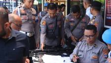 Pemeriksaan dipimpin Kasubbid Provos Bid Propam Polda Kalsel, AKBP Zaenal Arifien SH, M.Ag, Selasa (7/4/2026) (SuarIndonesia/YI)