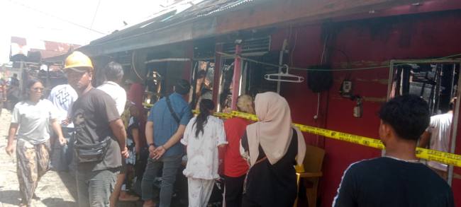 Lokasi kebakaran di Jalan Belitung Darat Gang Kali Barito II RT 37 RW 03 Banjarmasin Barat , Kamis (9/4/2026) pagi. (SuarIndonesia/DO) 