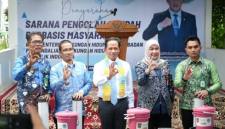 Menteri Lingkungan Hidup RI sekaligus Kepala Badan Pengendalian Lingkungan Hidup, Hanif Faisol Nurofiq, melakukan kunjungan kerja ke Banjarbaru, yakni di Kelurahan Guntung Damar, Kamis (9/4/2026). (SuarIndonesia/Ist)