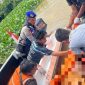 Tim SAR gabungan berhasil menemukan jasad Muhammad Zaini (19), Senin (20/4/2026) siang yang tenggelam di Sungai Martapura. (SuarIndonesia/Ist)
