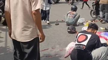 Kecelakaan lalu lintas (lakalantas) maut di simpang empat traffic light, Rabu (22/4/2026) siang (SuarIndonesia/Ist)