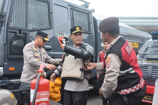 Korps Pembinaan Masyarakat (Korbinmas) Baharkam Polri, cek kendaraan dan Alusista di Polda Kalsel, Rabu (22/4/2026) (SuarIndonesia/Ist)