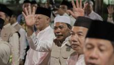 Anggota DPRD Kalsel ikuti melepas  berangkatkan menuju Tanah Suci dari Aula Jeddah Asrama Haji, Kamis (23/4/2026) malam (SuarIndonesia/Ist)