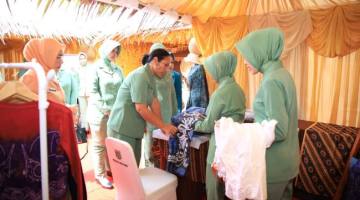 Salah satu sosok inspiratif di balik transformasi tersebut adalah Rabiatul Hariah, anggota Persit Kartika Chandra Kirana Cabang XXVII Dim 1004 Koorcab Rem 101 PD XII/Tambun Bungai. (SuarIndonesia/Ist)