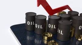 
Foto Ilustrasi harga minyak dunia naik. (Freepik)