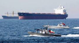 Kapal tanker yang berada di Selat Hormuz. (Foto: Press TV)