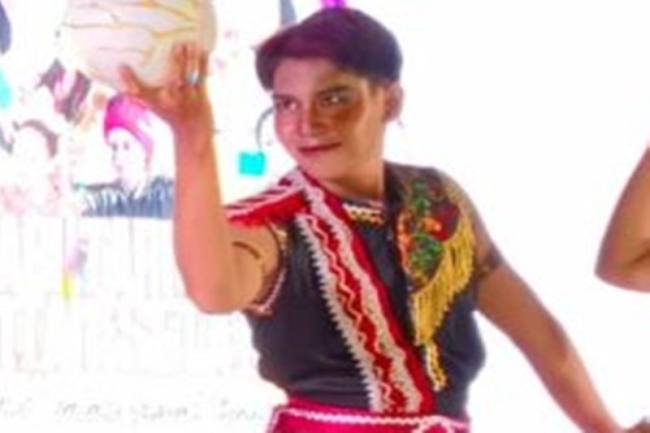 Disdikbud Kalsel terus berupaya untuk mengimplementasikan visi pembangunan daerah di bidang kebudayaan, dengan cara melestarikan kearifan lokal khususnya budaya dan tarian khas Banjar. (Foto: MC Kominfo Kalsel)