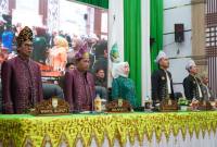 Ketua DPRD dan Bupati Balangan saat peringatan Hari Jadi ke23. Foto : Istimewa