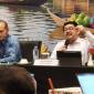 Kepala Dinas Komunikasi dan Informatika (Diskominfo) Provinsi Kalimantan Selatan, H Muhamad Muslim (kanan). (Foto: MC Kominfo Kalsel)
