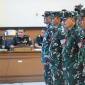 Terdakwa kasus penyiraman air keras kepada aktivis KontraS Andrie Yunus, Lettu Sami Lakka (kanan), Kapten Nandala Dwi Prasetya (kedua kanan), Lettu Budhi Hariyanto Cahyono (ketiga kanan) dan Serda Edi Sudarko (keempat kanan) menjalani sidang pembacaan dakwaan di Pengadilan Militer II-08, Jakarta, Rabu (29/4/2026). Sidang tersebut beragendakan pembacaan dakwaan oleh Oditur Militer terkait kasus penyiraman air keras kepada aktivis KontraS, Andrie Yunus pada 12 Maret 2026. (Foto: Antara/Fauzan)
