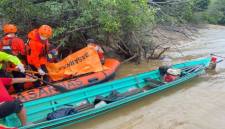 Tim SAR berhasil menemukan korban kedua seorang ABK yang tenggelam di Sungai Barito di wilayah Muara Teweh, Kabupaten Barito Utara, Senin (6/4/2026). (Kantor SAR Palangka Raya)