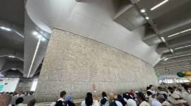 Jemaah haji melempar jumrah aqobah di Jamarat, Mina, Makkah, Arab Saudi, Rabu (27/5/2026). (Foto: Antara/Citro Atmoko)