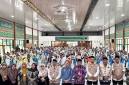 PPIH Embarkasi Banjarmasin, Kalsel saat menggelar kegiatan pelepasan keberangkatan jamaah calon haji Kloter 18 di Aula asrama haji di Kota Banjarbaru, Selasa (19/5/2026). (Foto: Kemenhaj Kalsel)