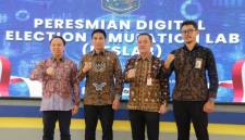 Peresmian Digital Election Simulation Lab (DESLab) di Command Center Badan Strategi Kebijakan Dalam Negeri (BSKDN) Kementerian Dalam Negeri Jakarta, Kamis (7/5/2026). (Foto: Kemendagri)