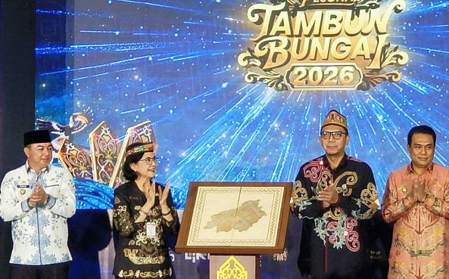 Pembukaan Pesona Tambun Bungai tahun 2026 di Palangka Raya, Jumat (29/5/2026). (Foto: Antara/M Arif Hidayat)
