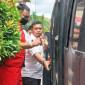 Napi Anton Kurniawan, pada saat dilimpahkan dari Polda Kalteng ke kejaksaan. (Foto: Dok Antara/Rajib Rizali)