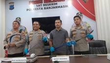 Pelaksana Harian (Plh) Kapolresta Banjarmasin, Kombes Pol Timbul R.K. Siregar, dalam konferensi pers di Mapolresta Banjarmasin, Selasa (5/5/2026) (SuarIndonesia/YI)