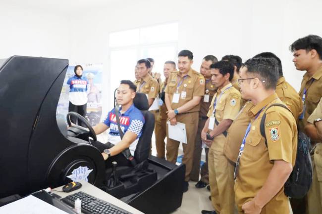 Keterampilan safety driving (keselamatan berkendara) di Safety Driving Center (SDC) Banjarbaru, Senin (12/5/2026)