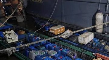 GAGALKAN PENYELUNDUPAN Ribuan Liter Biosolar Subsidi di Sungai Barito