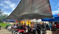 Dimonitoring dan evaluasi lokasi titik parkir di sejumlah pasar tradisional. Langkah ini sebagai upaya pembenahan tata kelola parkir di wilayah Balangan. (SuarIndonesia/Adv)