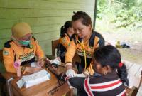 Pelayanan kesehatan Pubertas bagi masyarakat di SD Kecil Ambata, Kecamatan Halong, Kabupaten Balangan.. (SuarIndonesia/Adv) 