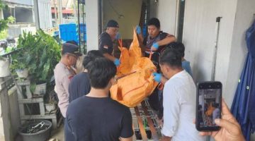 Ditemukan tak bernyawa di dalam rumahnya, Jalan Brigjend H.Hasan Basry Komp Grand Simpang Tangga RT 37 RW 03 Banjarmasin Utara, Senin (25/5/2026). (SuarIndonesia/DO)