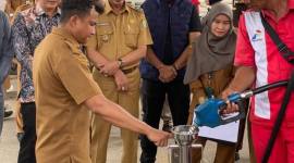 Pemantauan tera ulang alat ukur Bahan Bakar Minyak (BBM) yang dilakukan Tim Metrologi Legal Kabupaten Balangan di SPBU PT Mustafa Kamal, Kecamatan Paringin, Senin (25/5/2026). (SuarIndonesia/Adv)