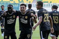Adhyaksa FC lolos ke Super League musim depan usai kalahkan Persipura 1-0. (Foto: Antara/Angga Budhiyanto)
