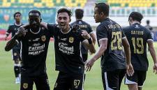 Adhyaksa FC lolos ke Super League musim depan usai kalahkan Persipura 1-0. (Foto: Antara/Angga Budhiyanto)