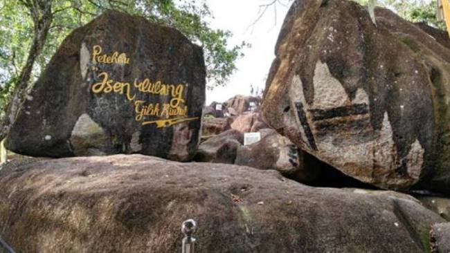 Bukit Batu Kasongan di Kabupaten Katingan, Kalimantan Tengah. (Foto: Disbudpar Kalteng)
