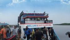 Aktivitas pelayaran di pelabuhan Rasau Jaya, Kalbar. (Foto: Dok Antara)