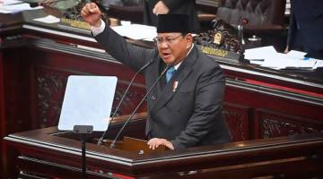 Presiden Prabowo Subianto menyampaikan pidato dalam Rapat Paripurna ke-19 DPR RI Masa Persidangan V Tahun Sidang 2025-2026 di kompleks Parlemen, Jakarta, Rabu (20/5/2026). (Foto: Antara/Rivan A Lingga)