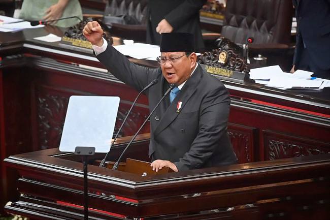 Presiden Prabowo Subianto menyampaikan pidato dalam Rapat Paripurna ke-19 DPR RI Masa Persidangan V Tahun Sidang 2025-2026 di kompleks Parlemen, Jakarta, Rabu (20/5/2026). (Foto: Antara/Rivan A Lingga)
