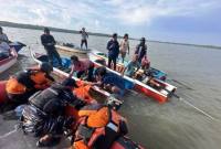 Tim SAR gabungan saat evakuasi korbang terseret arus di Muara Badak, Kukar, Kaltim, pada Jumat (1/5/2026). (Foto: SAR Balikpapan)