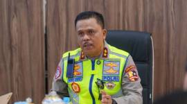 Kepala Korps Lalu Lintas (Kakorlantas) Polri Irjen Pol Agus Suryonugroho memberikan arahan kepada jajaran Dirlantas Polda se-Indonesia melalui zoom meeting pada Rabu (3/6/2026). (Foto: Dok Korlantas Polri)