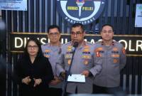 Kadiv Humas Polri Irjen Pol Johnny Eddizon Isir (kedua dari kanan). (Foto: Divisi Humas Polri)