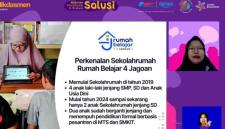 Praktisi sekolah rumah dari Rumah Belajar 4 Jagoan Mila Fitrina memaparkan praktik baik penerapan gerakan 7 KAIH dalam webinar bertajuk Solusi Seri Praktik Baik Penerapan 7 KAIH di Satuan Pendidikan Nonformal (SPNF) di Jakarta pada Kamis (18/6/2026). (Foto: Tangkapan Layar)