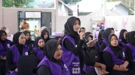 Sesi tanya jawab/diskusi para kader bersama Tim Pembina Pos Pelayanan Terpadu (Posyandu) Provinsi Kalimantan Selatan, di Desa Muara Jaya, Awayan, Senin (22/6/2026). - Foto: Mc.Balangan