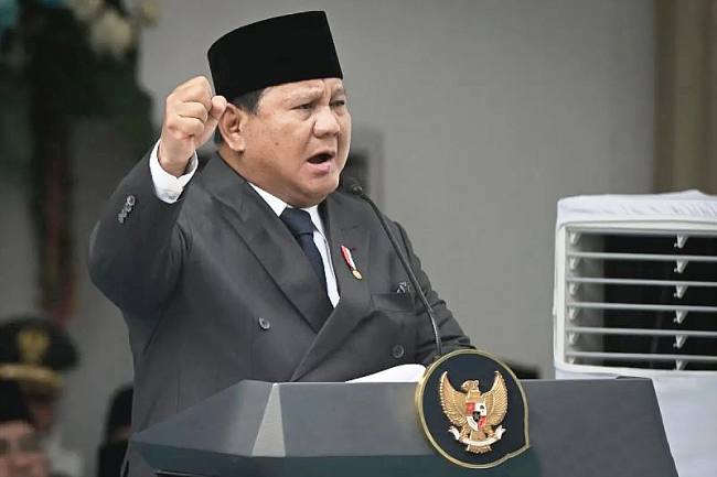 Presiden Prabowo Subianto menyampaikan pidato saat upacara peringatan Hari Lahir Pancasila di Lapangan Gedung Pancasila, Jakarta, Senin (1/6/2026). (Foto: Antara/Bayu Pratama)