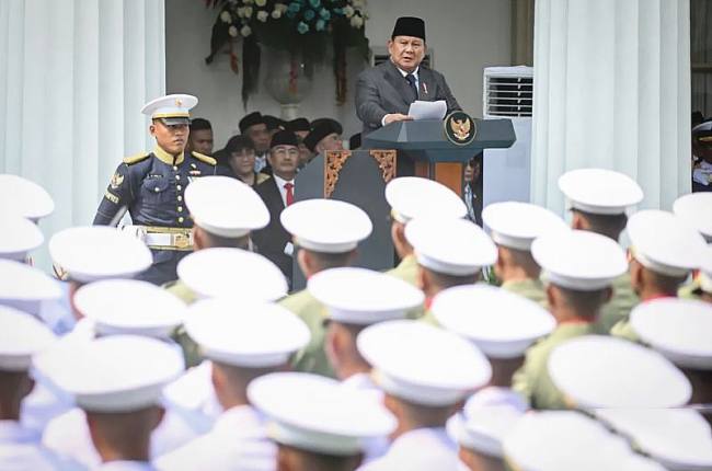Presiden Prabowo Subianto memberikan pidato pada upacara peringatan Hari Lahir Pancasila di Lapangan Gedung Pancasila, Jakarta, Senin (1/6/2026). (Foto: Antara/Bayu Pratama)