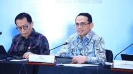 Kepala Eksekutif Pengawas Lembaga Pembiayaan, Perusahaan Modal Ventura, Lembaga Keuangan Mikro dan Lembaga Jasa Keuangan Lainnya (PVML) Otoritas Jasa Keuangan (OJK) Agusman (kanan). (Foto: Dok OJK)
