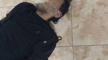 SEORANG PRIA TERGELETAK Tak Bernyawa dengan Mulut Berbusa di Halaman Masjid