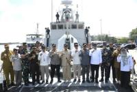 Pelepasan Ekpedisi dilakukan secara simbolis oleh Gubernur Kalsel H. Muhidin didampingi Jajaran Forkopimda Kalsel, Pihak BI dan Perwakilan dari Sopsal Mabes TNI AL di Pelabuhan Trisakti Banjarmasin, Selaa )9/6/2026) SuarIndonesia/Ist)