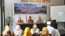 DP3A P2KB PMD gelar Implementasi Konvensi Hak Anak Wujudkan Sekolah Ramah Anak, berlangsung di Aula Dharma Setya kantor setempat, diikuti para kepala sekolah dari jenjang PAUD, SD, SMP hingga SMA. Rabu (10/6/2026). (SuarIndonesia/Adv)