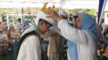 Diwisuda tahfiz ratusan SD Islam Sabilal Muhtadin Banjarmasin tahun pelajaran 2025-2026, diwarnai suasana haru dan penuh kebanggaan. Kamis (11/6/2026). (SuarIndonesia/YI_