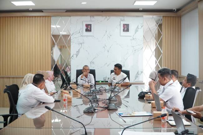 Sekretariat DPRD Kabupaten Balangan menjajaki penerapan inovasi kemitraan media guna memperkuat keterbukaan informasi publik dan meningkatkan kualitas penyebarluasan informasi kepada masyarakat.  (SuarIndonesia/Adv)