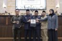 Selain pengesahan regulasi investasi, rapat juga mengagendakan penyampaian Raperda Pertanggungjawaban Pelaksanaan APBD Tahun Anggaran 2025 oleh Pemerintah Provinsi Kalsel,, Rabu (17/6/2026). (SuarIndonesia/Ist)