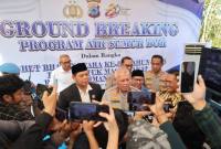 Kapolda Kalsel Irjen Pol Dr. Rosyanto Yudha Hermawan, SIK, SH, MH