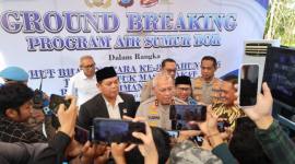 Kapolda Kalsel Irjen Pol Dr. Rosyanto Yudha Hermawan, SIK, SH, MH