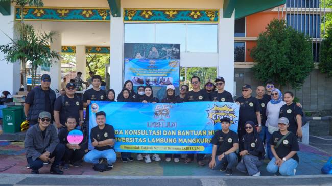 LKBH ULM buka layanan hukum gratis di Wisata Siring Sungai Martapura Kota Banjarmasin, Minggu (21/6/2026). (SuarIndonesia/Ist)